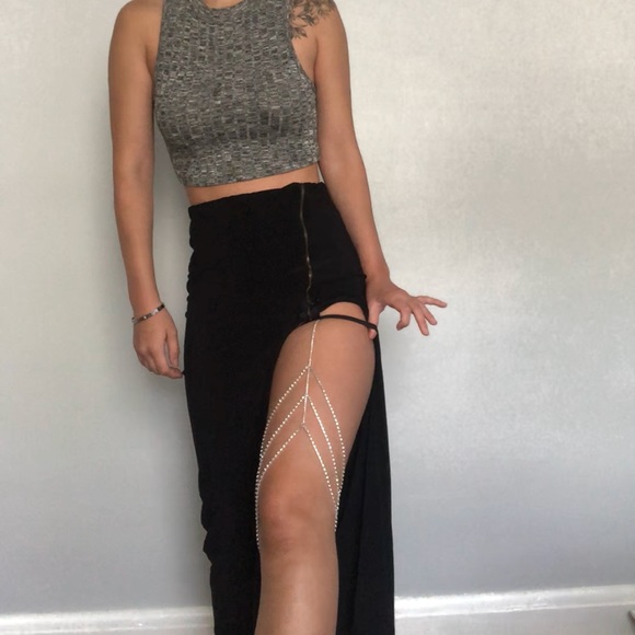 3 layered crystal rhinestone festival leg chain - Picture 5 of 8